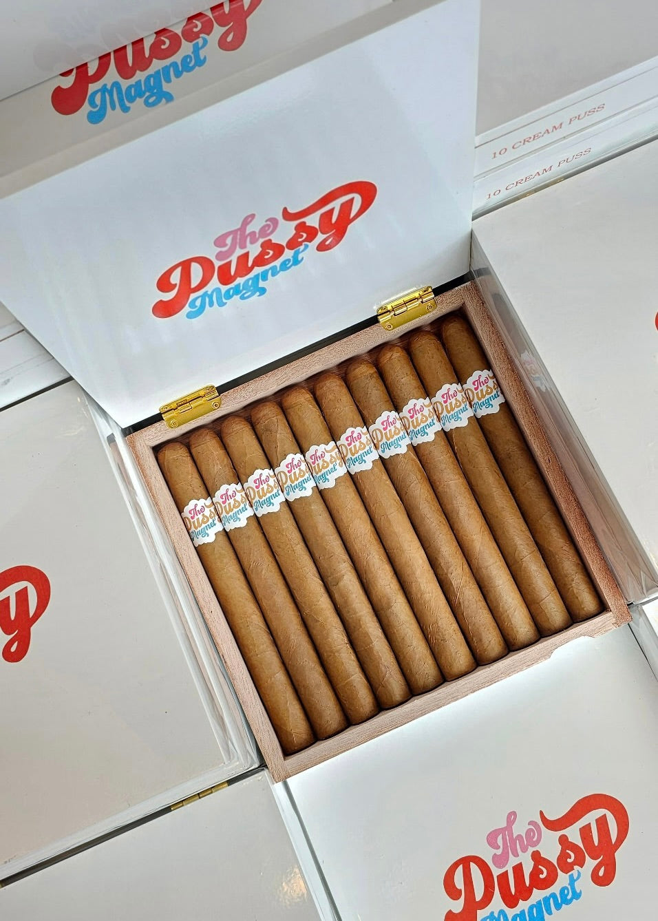 SLC Exclusive - The Pussy Magnet "CREAM PUSS"