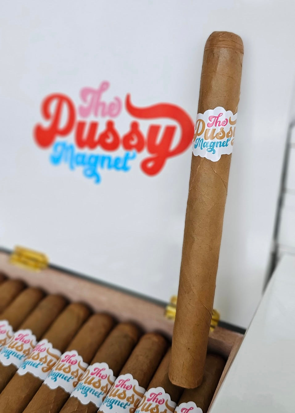 SLC Exclusive - The Pussy Magnet "CREAM PUSS"