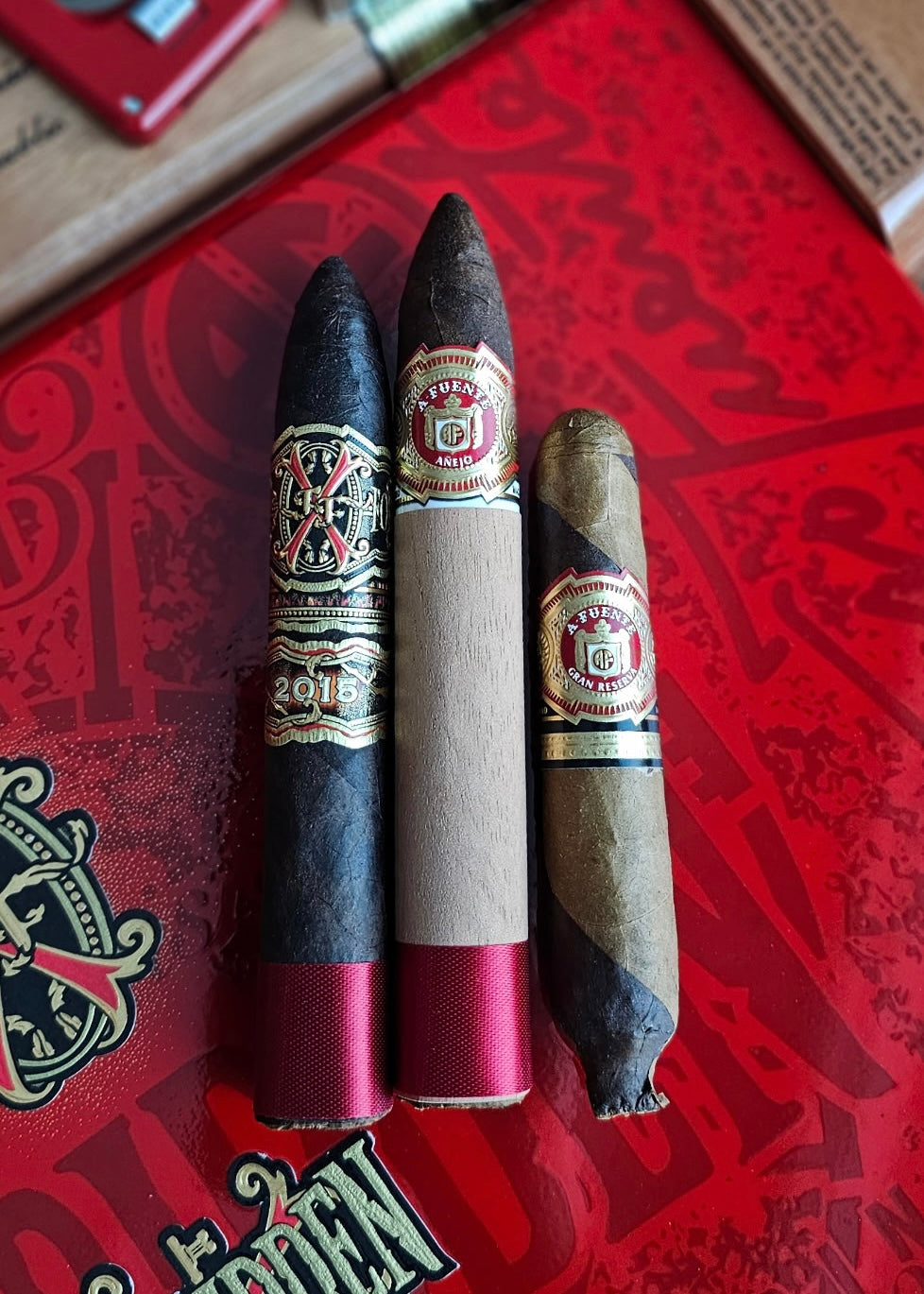 Fuente Friday Rare Samplers *Gold Ashtray Giveaway*