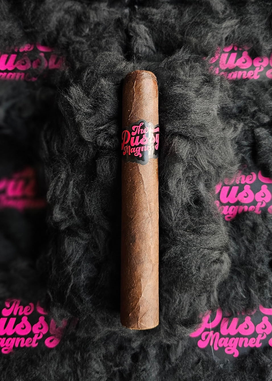 SLC Exclusive - The Pussy Magnet "Black Puss"