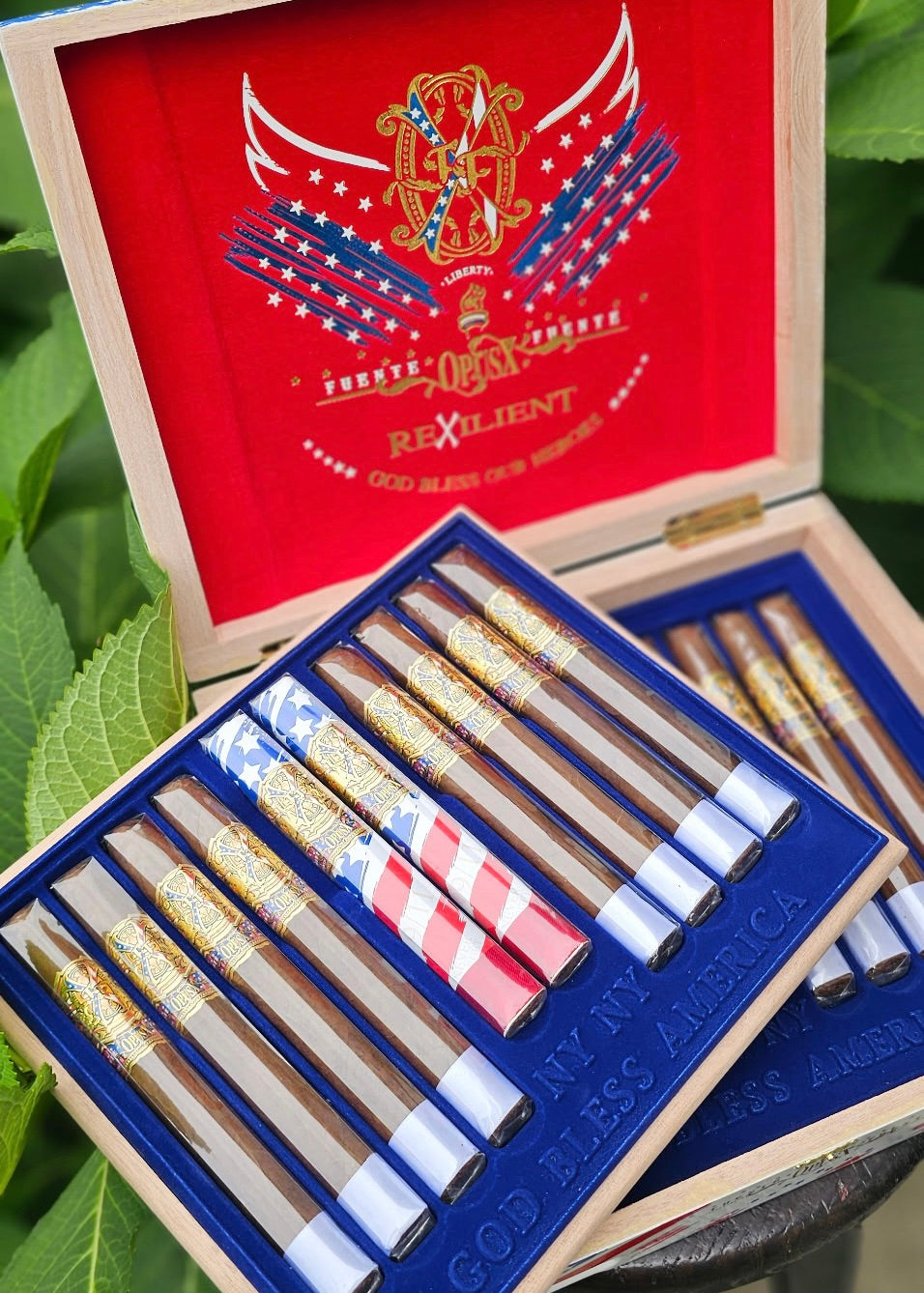 FUENTE SAMPLER **OPUSX REXILIENT GIVEAWAY**