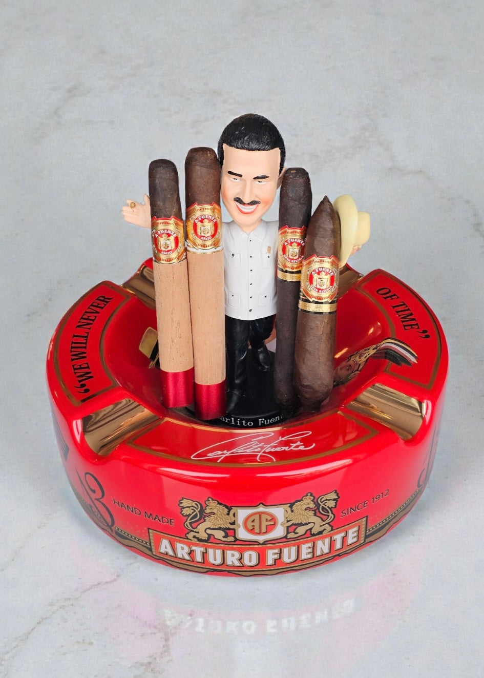 Fuente Friday Sampler *Bobble Head &amp; Ashtray Giveaway*