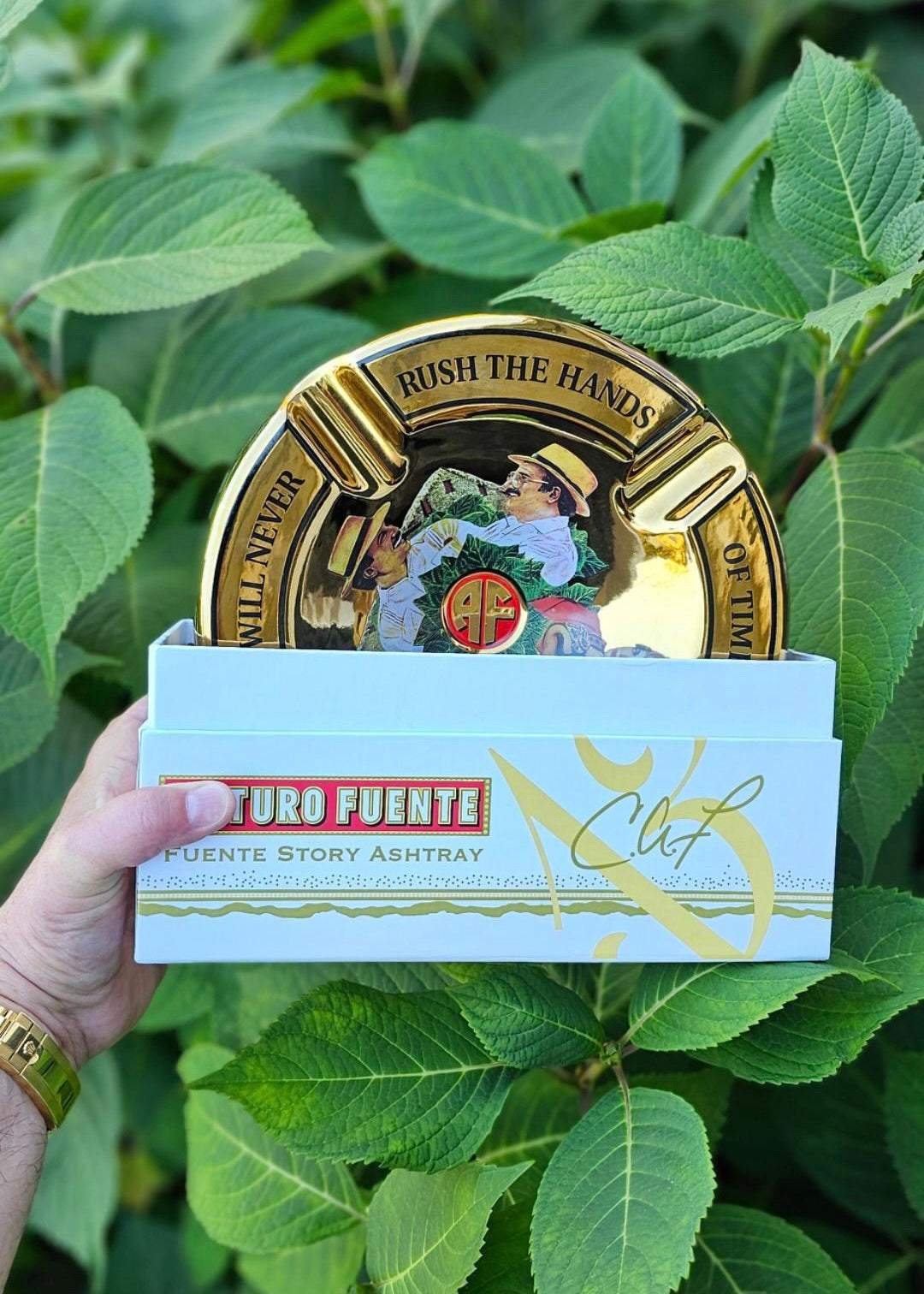 Fuente Friday Rare Samplers *Gold Ashtray Giveaway*