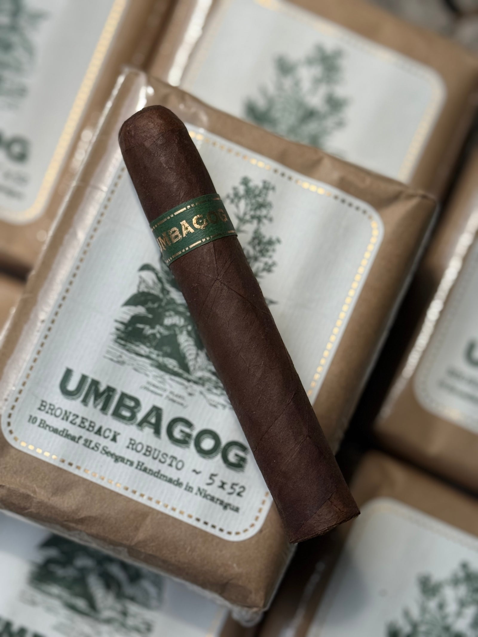 Dunbarton Tobacco & Trust - Umbagog Bronzeback Robusto