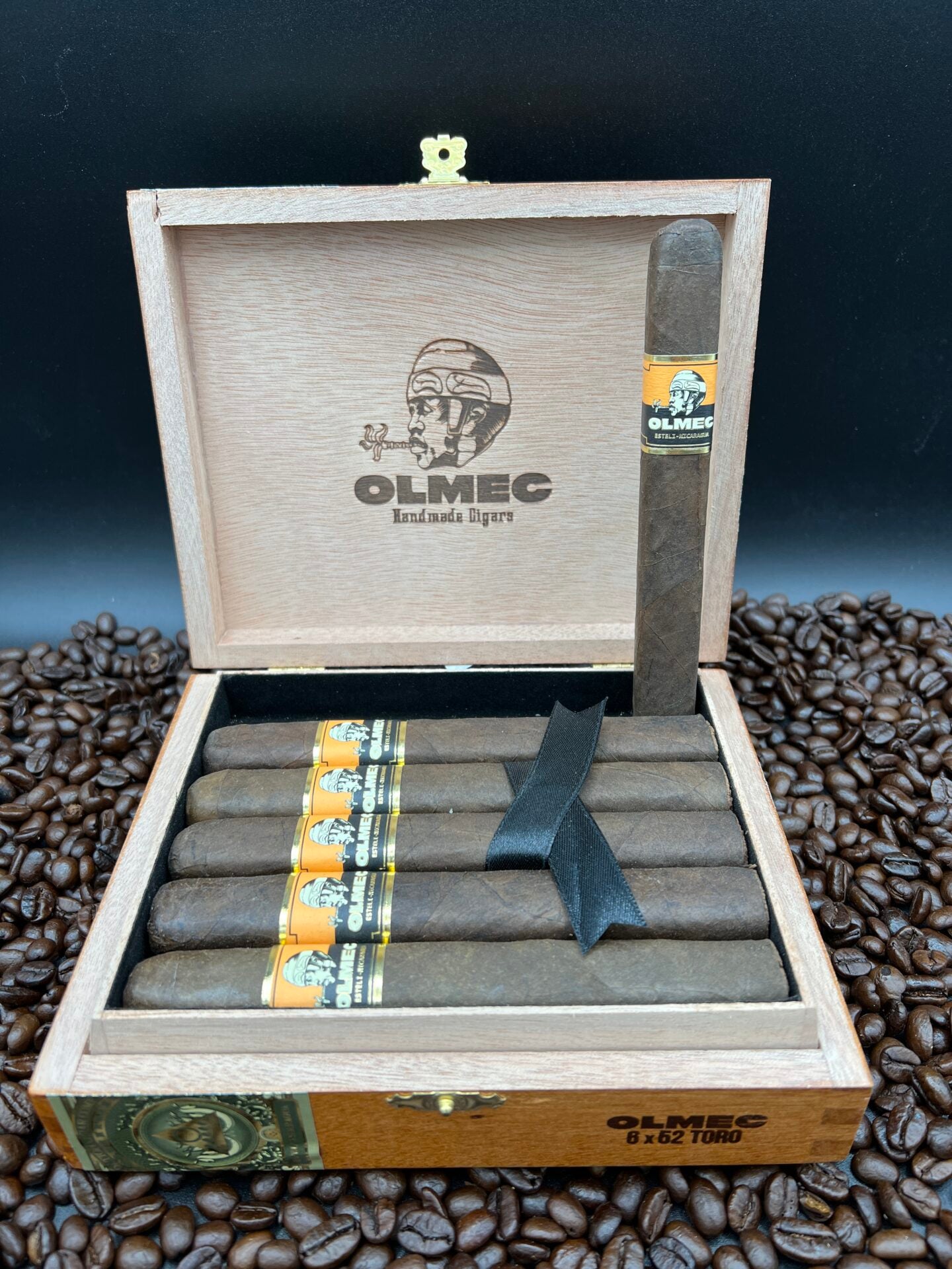 Foundation Cigars - Olmec Maduro Toro cigars supplied by Sir Louis Cigars