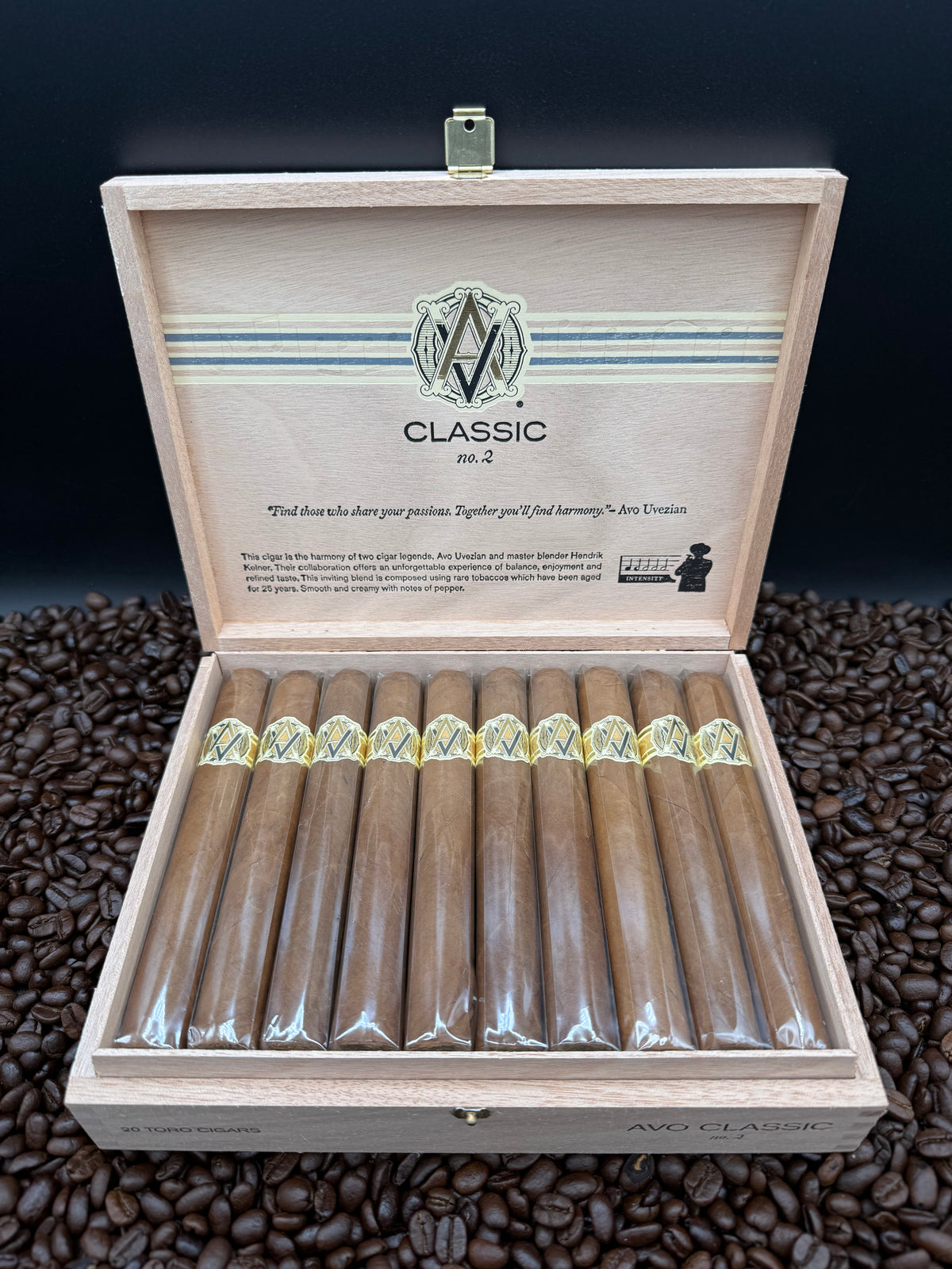 AVO Cigars - Classic No 2
