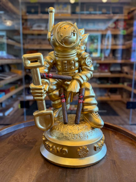 JOHNNY TOBACCONAUT STATUE GIVEAWAY