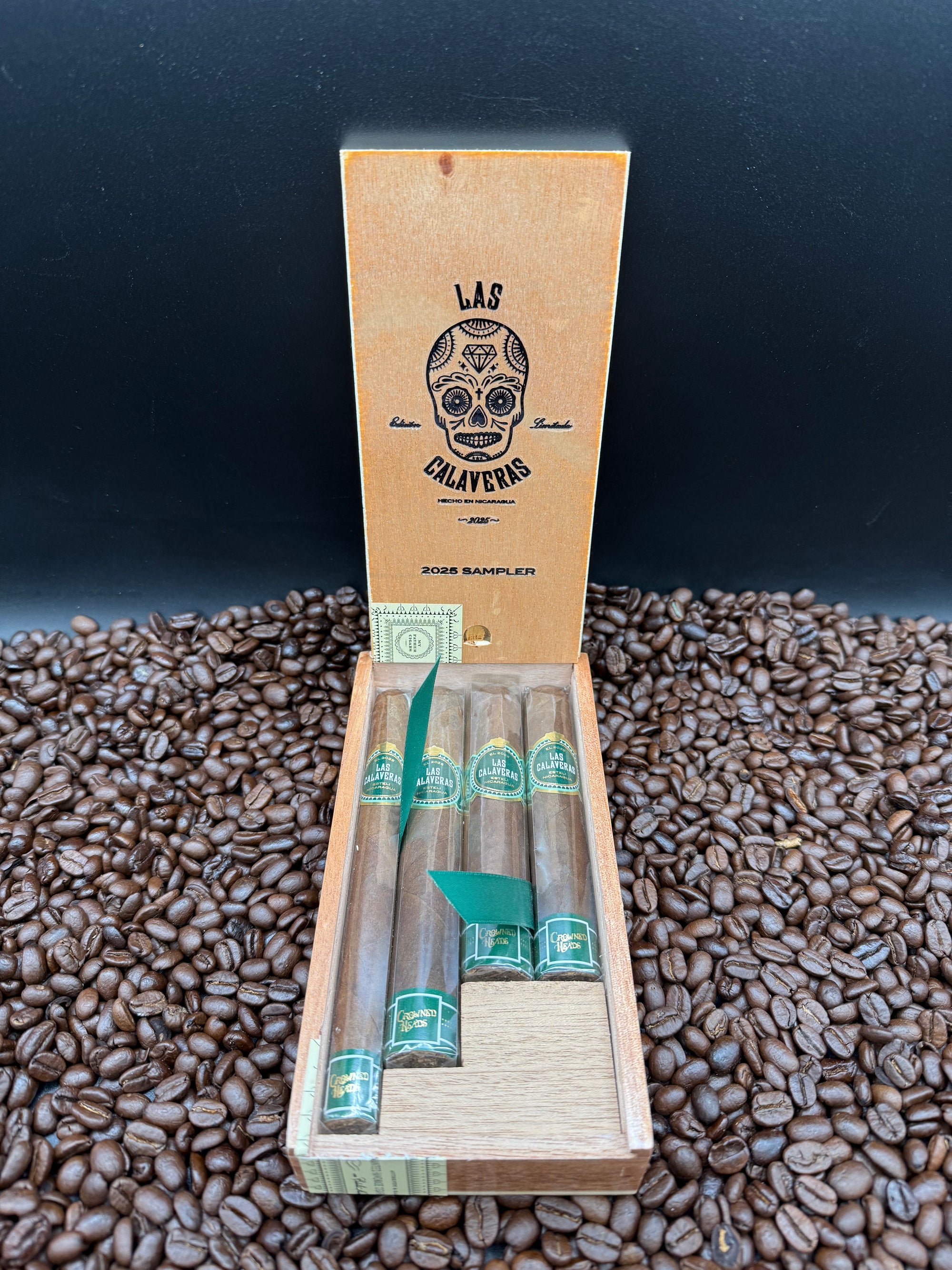 Crowned Heads - Las Calaveras 4-Cigar Sampler Box