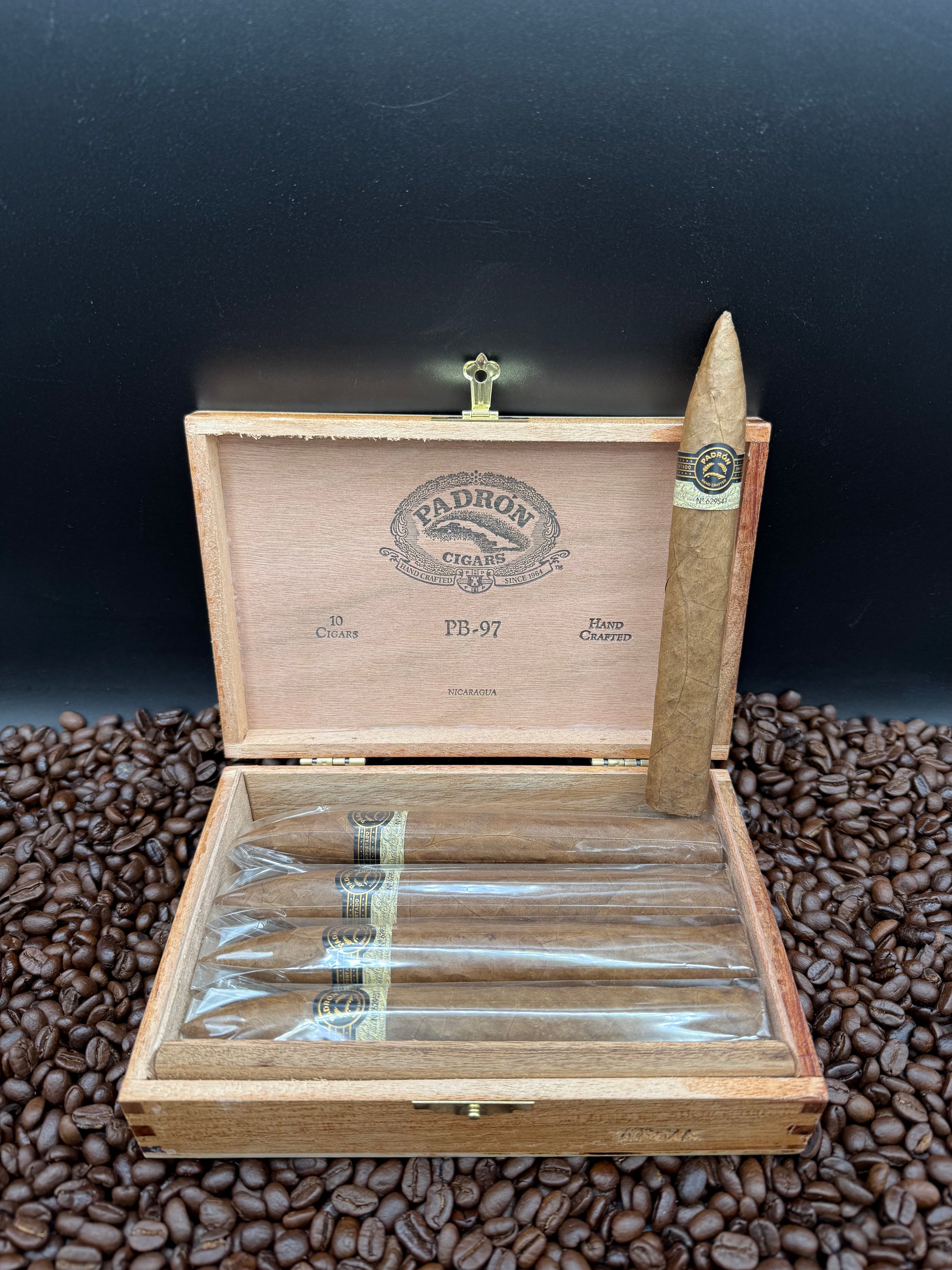 Padron - Black PB97 Natural