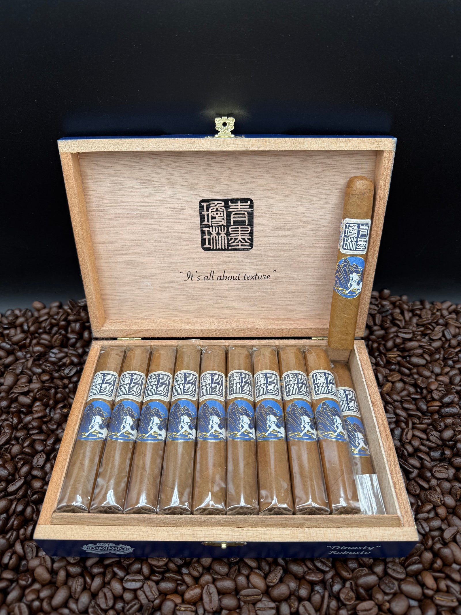 ChiMolly Cigars - Dynasty Robusto