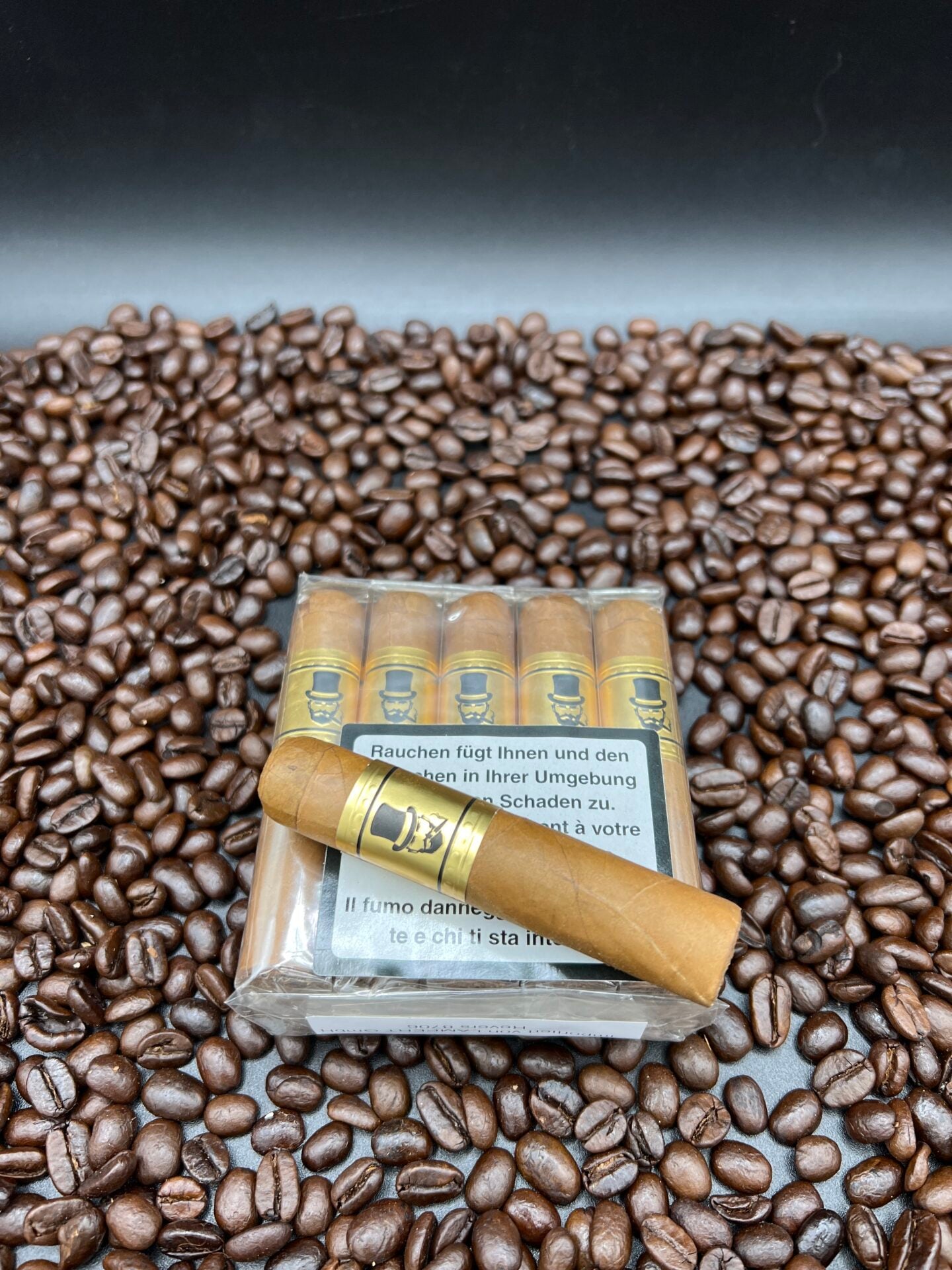Lampert Cigars - Swiss Exclusive Petit Corona cigars supplied by Sir Louis Cigars