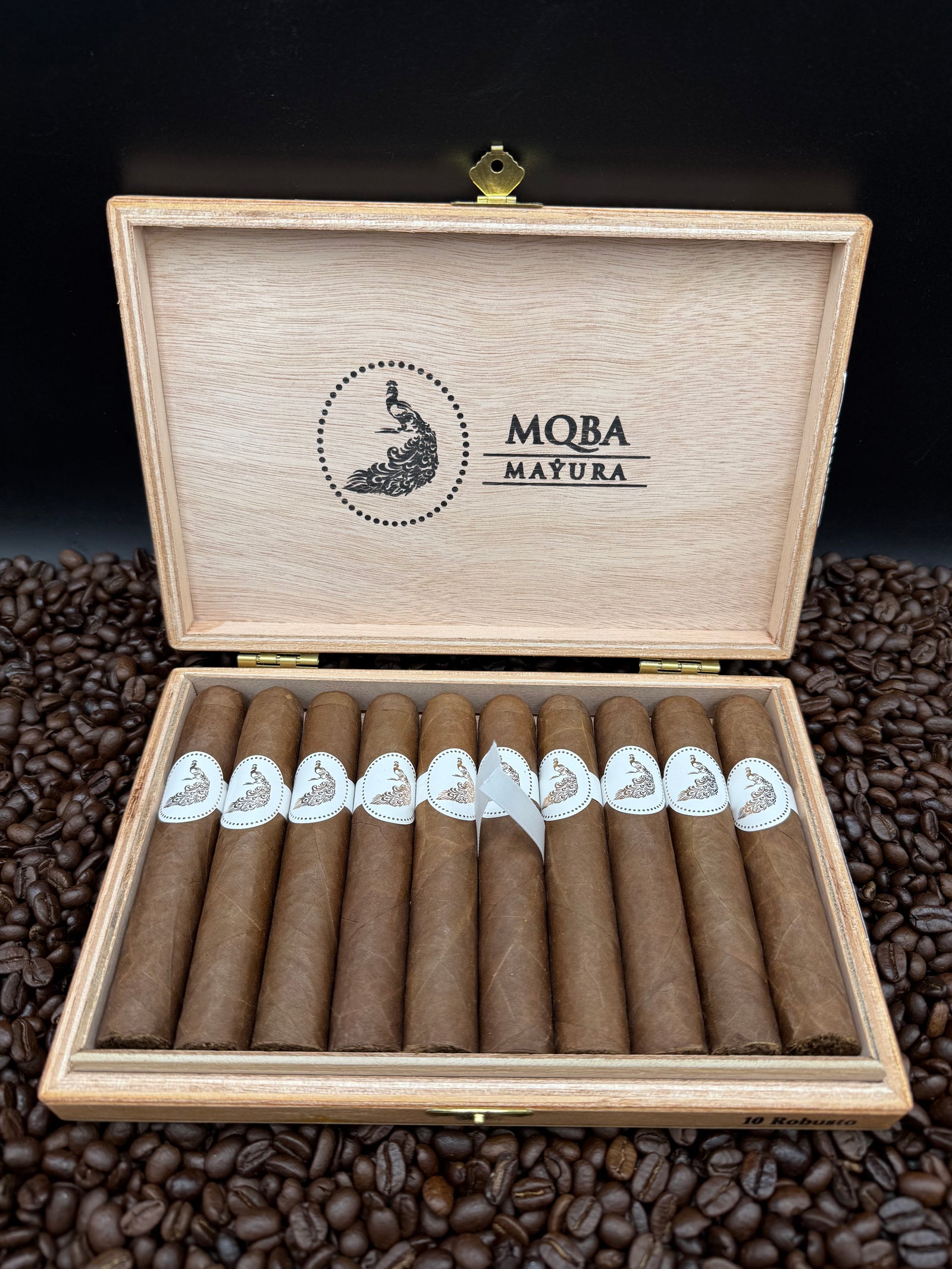 Mbombay - MQBA Mayura Robusto