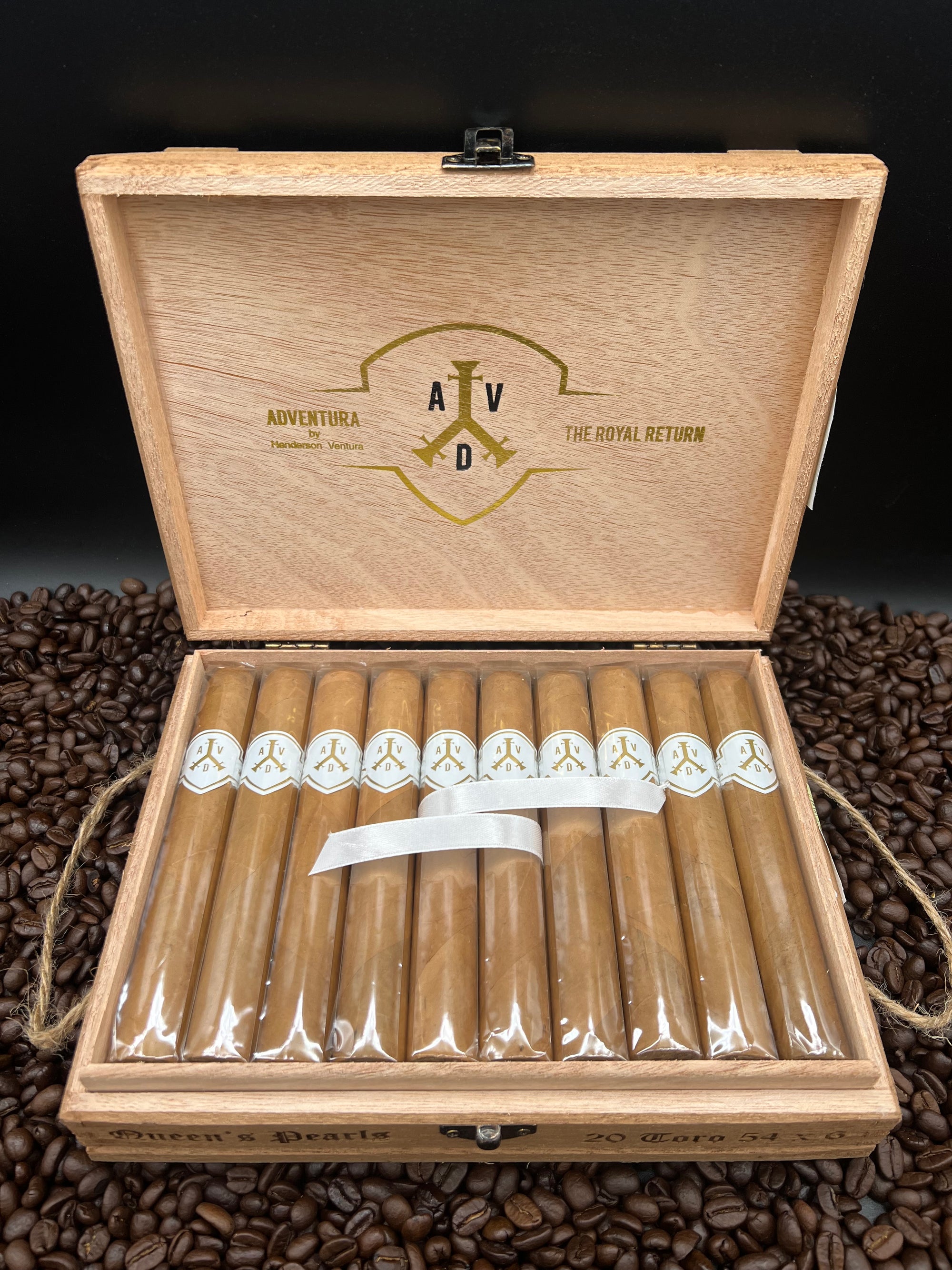 ADVentura - Queen's Pearls Toro
