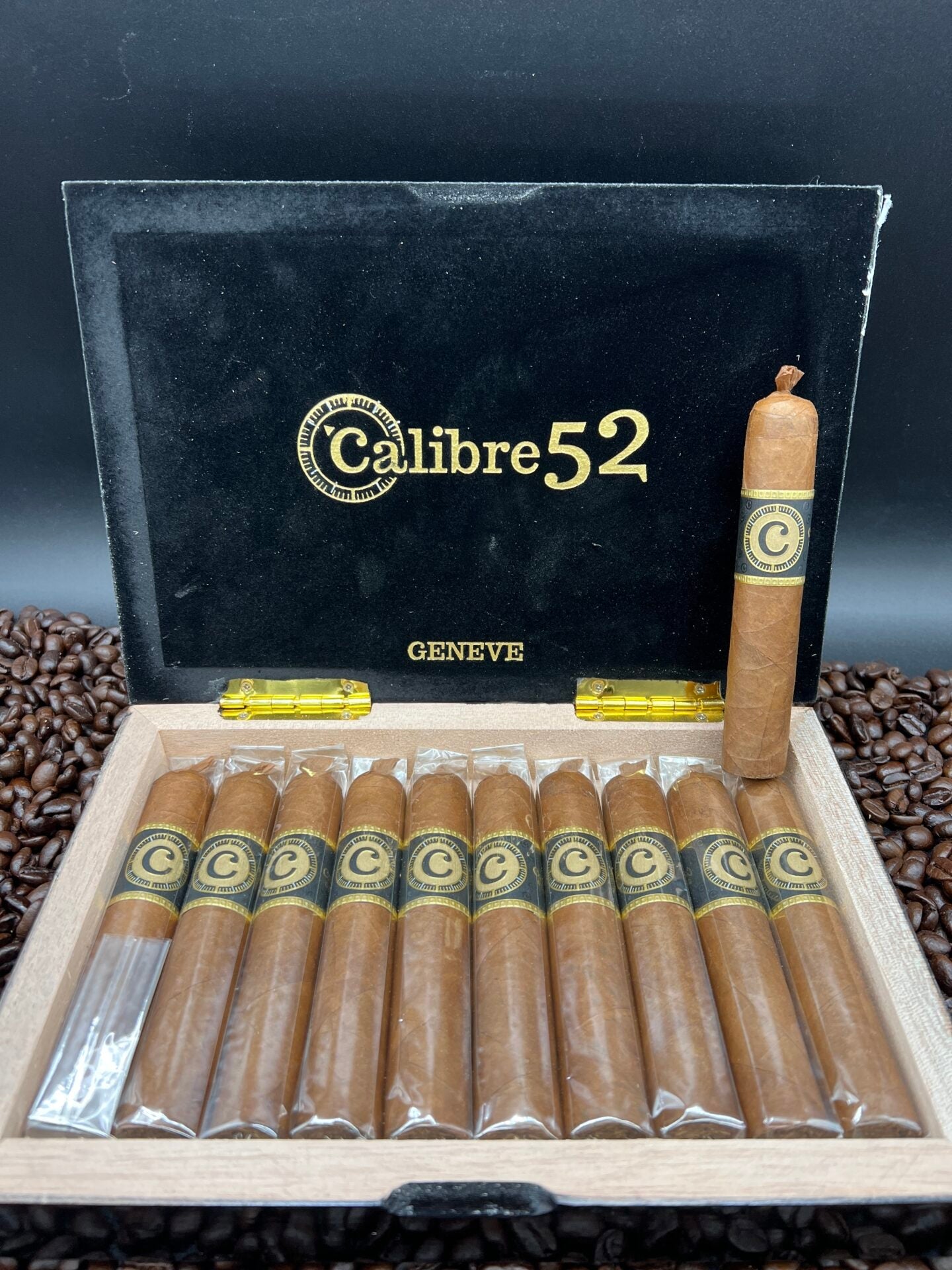 Calibre Genève - Calibre 52 cigars supplied by Sir Louis Cigars