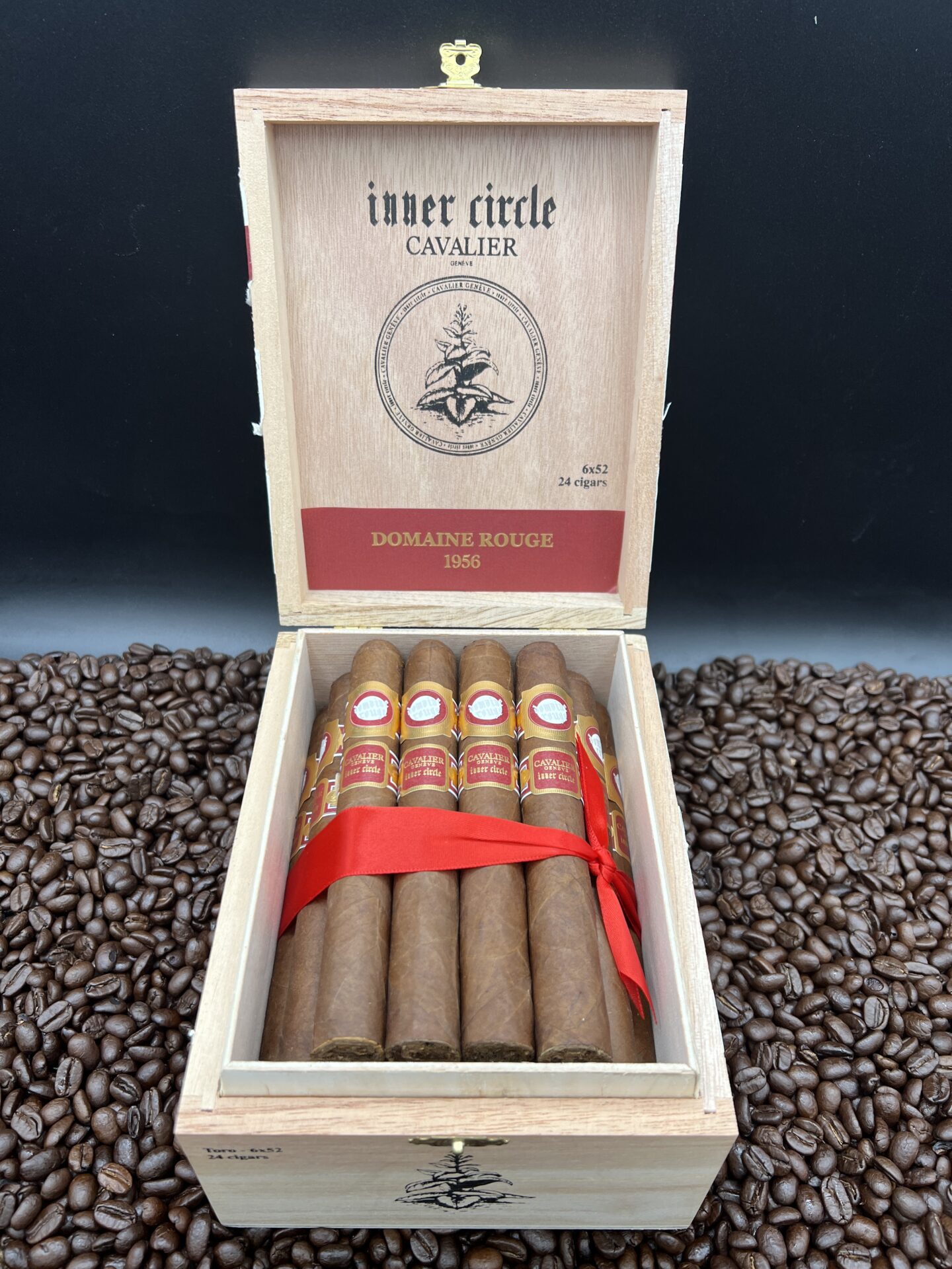 Cavalier - Inner Circle Domaine Rouge Toro cigars supplied by Sir Louis Cigars
