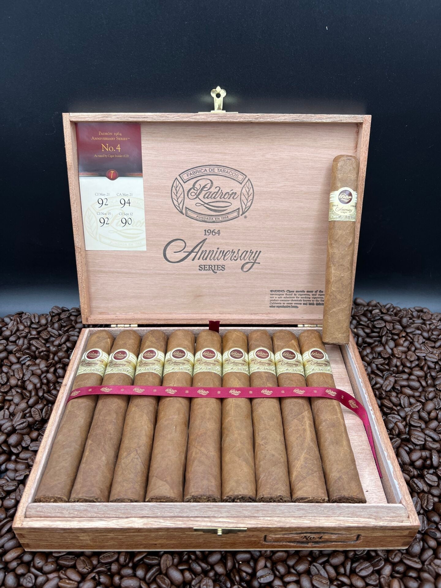 Padron - 1964 No. 4 Natural cigars supplied by Sir Louis Cigars